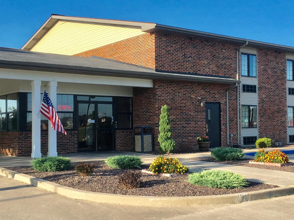 Fairbridge Inn Express Monroe City エクステリア 写真