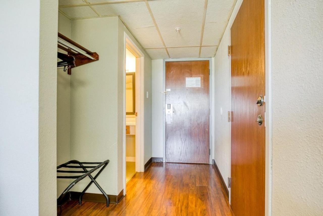 Fairbridge Inn Express Monroe City エクステリア 写真